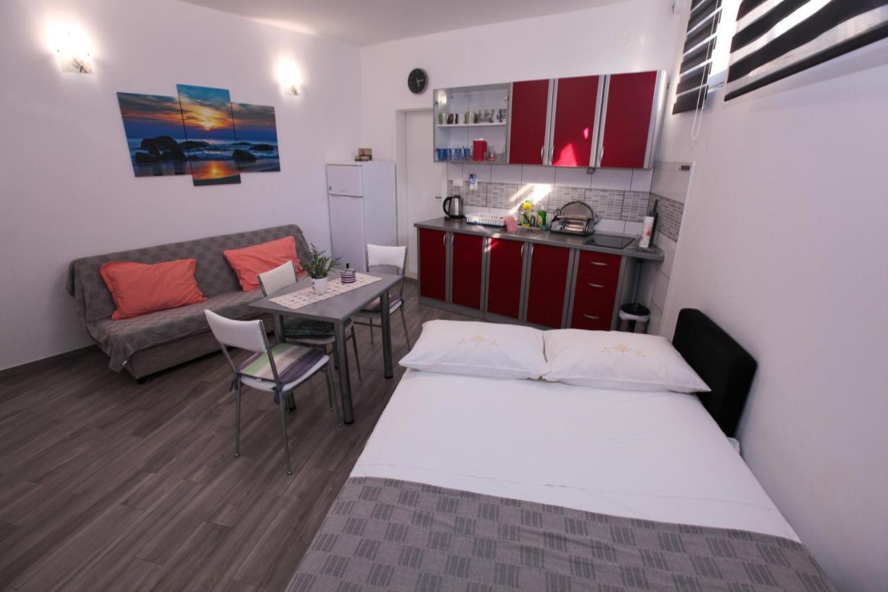 Apartments Damjan ブリスト エクステリア 写真