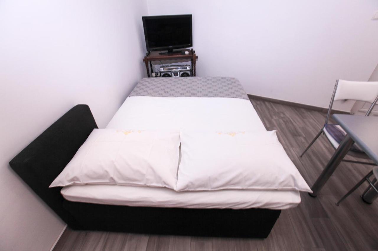 Apartments Damjan ブリスト エクステリア 写真